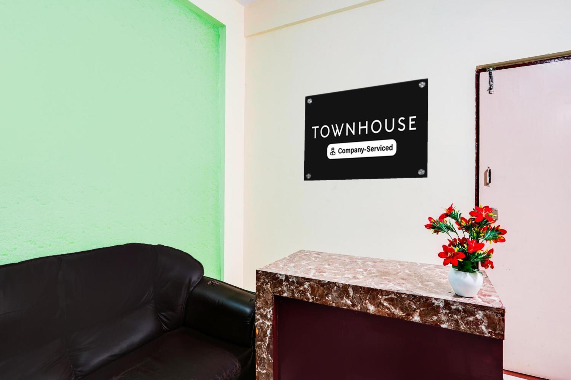 Super Townhouse Marathahalli Near Klm Fashion Mall Bangalore Extérieur photo