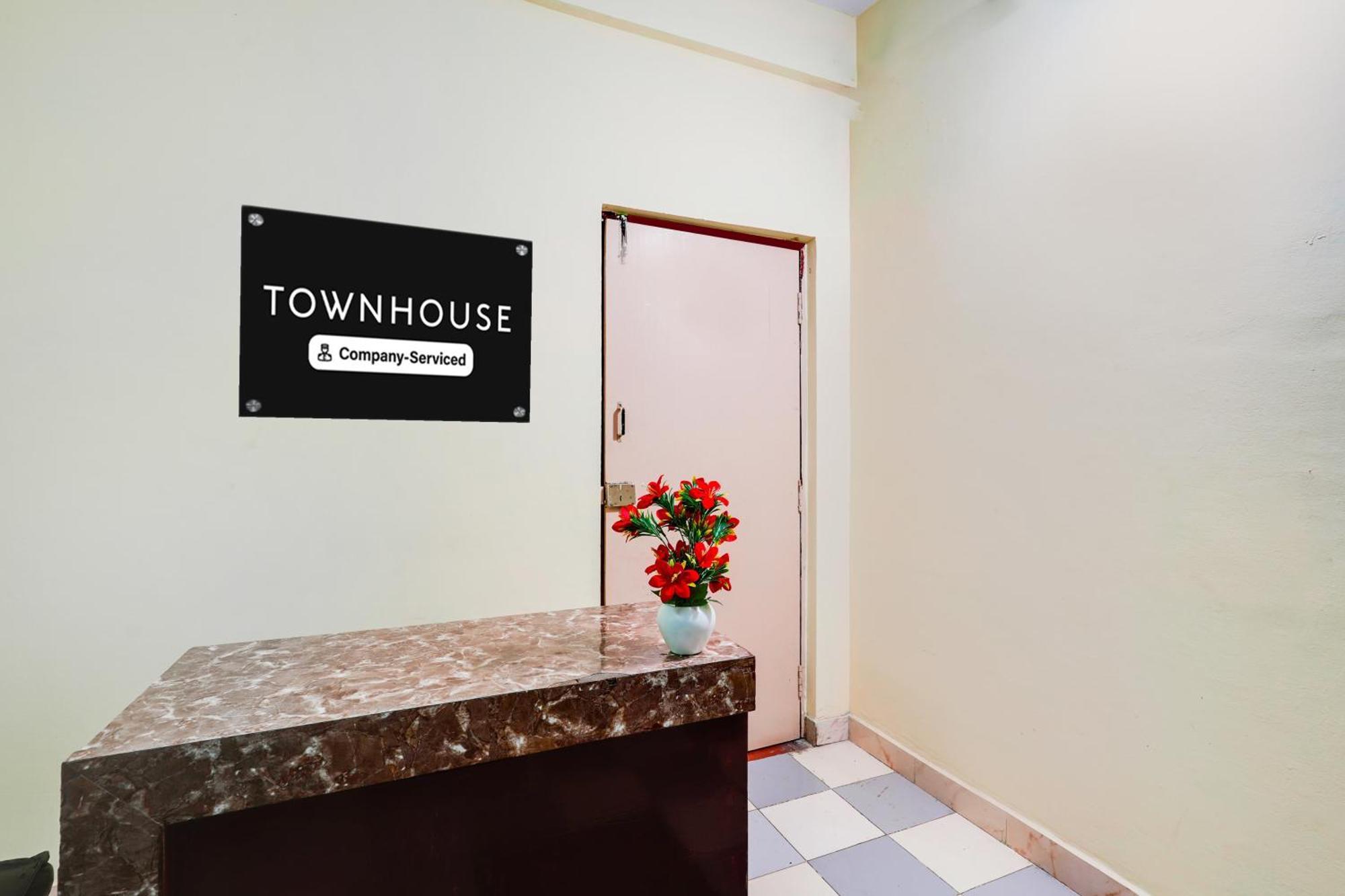 Super Townhouse Marathahalli Near Klm Fashion Mall Bangalore Extérieur photo